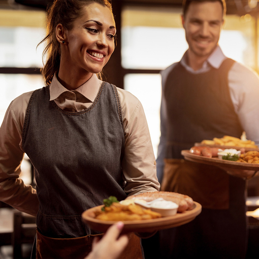 Was macht ein:e Restaurantfachfrau:mann?